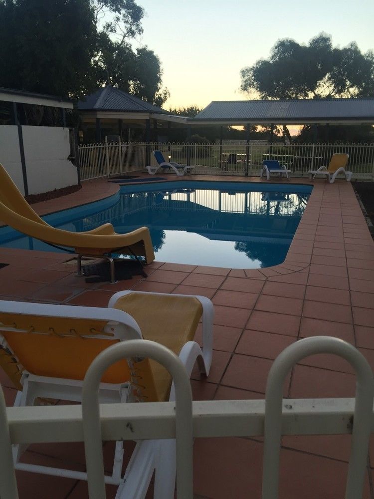 Woodbyne Resort Wimbledon Heights Eksteriør billede