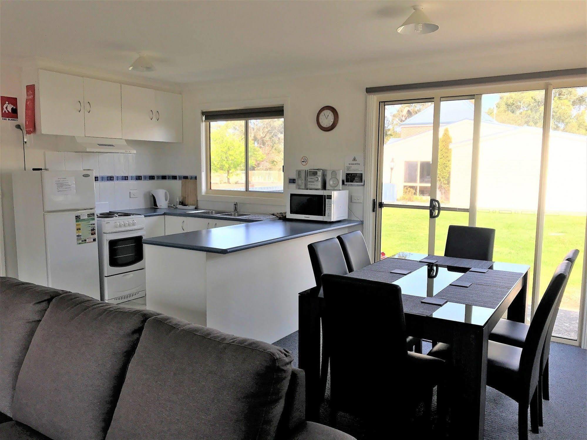 Woodbyne Resort Wimbledon Heights Eksteriør billede